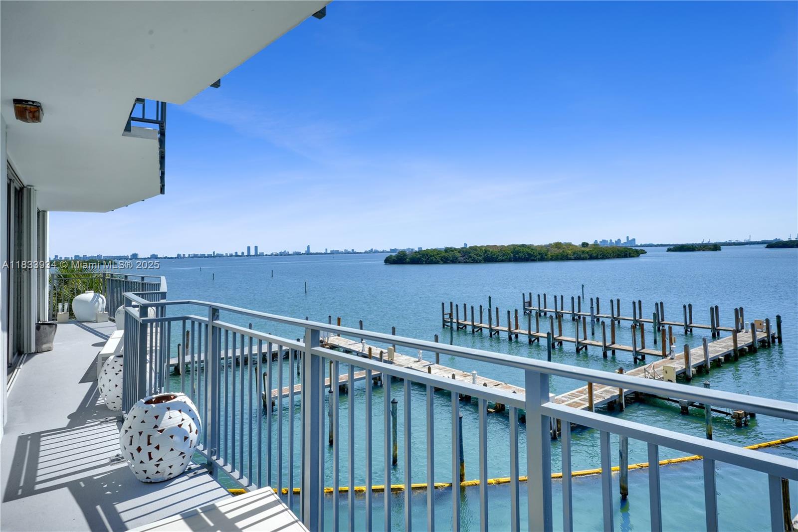 770 NE 69th St #4I Miami, FL 33138