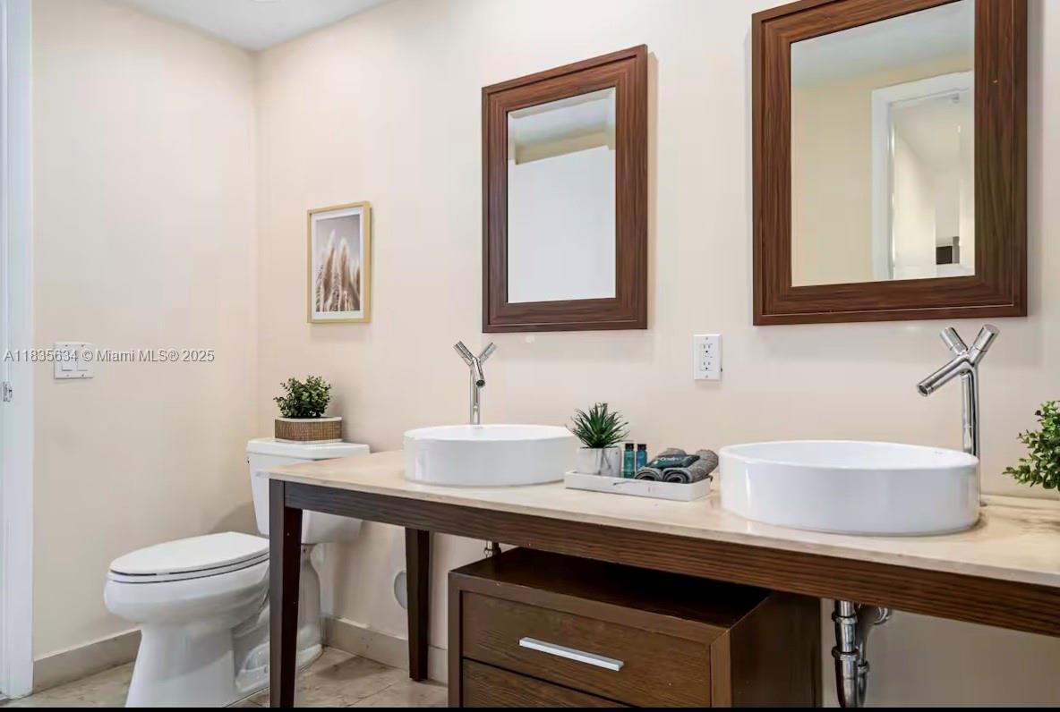image Icon Brickell Condo No 311