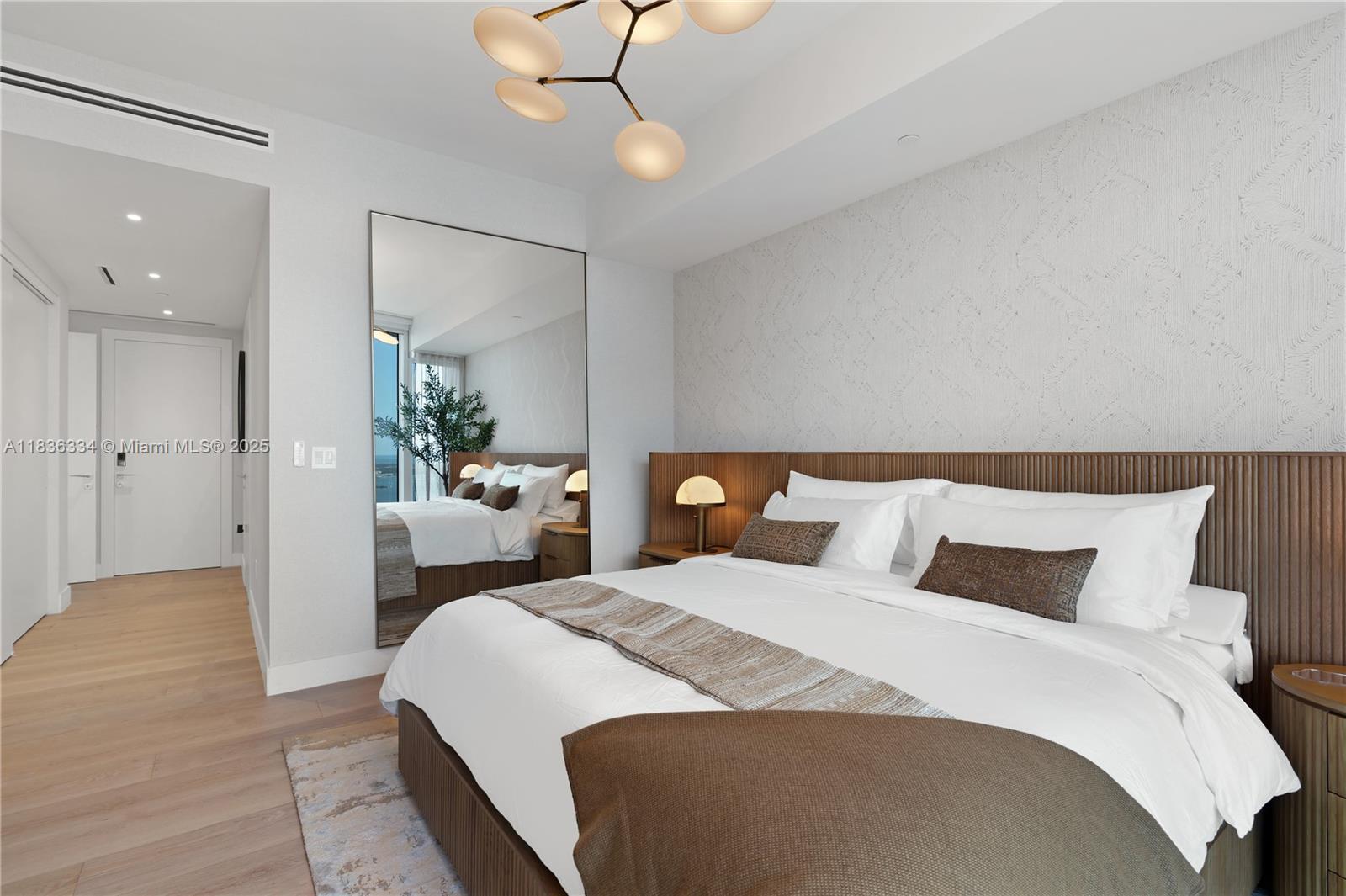 image Aston Martin Residences16