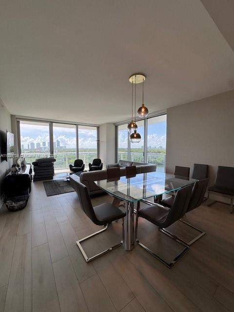 16385 Biscayne Blvd #921