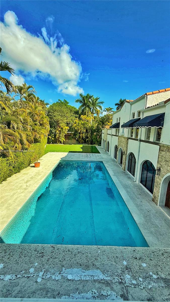 2525 Indian Mound Trl Coral Gables, FL 33134