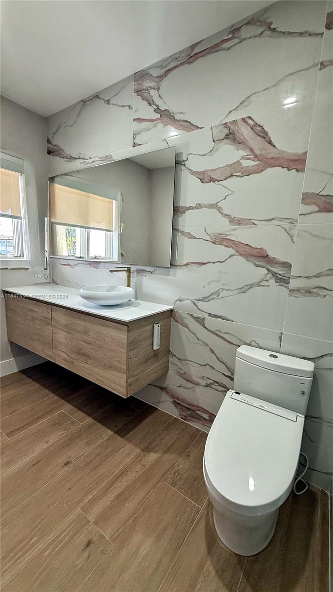 2525 Indian Mound Trl Coral Gables, FL 33134