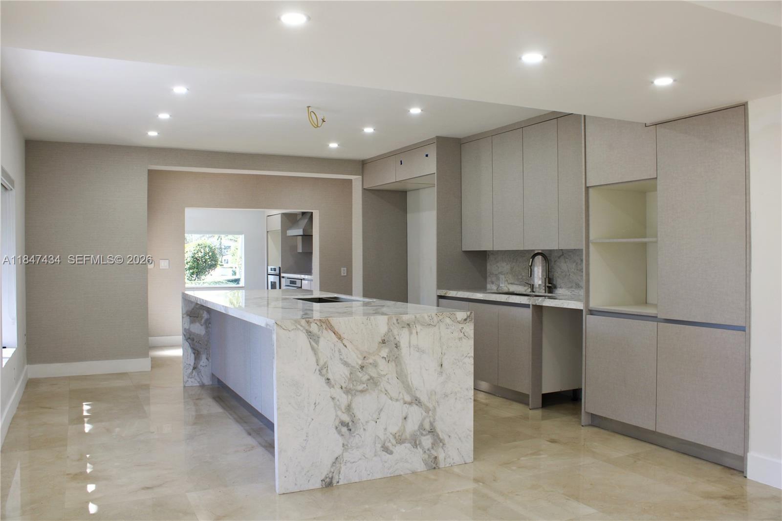 2525 Indian Mound Trl Coral Gables, FL 33134