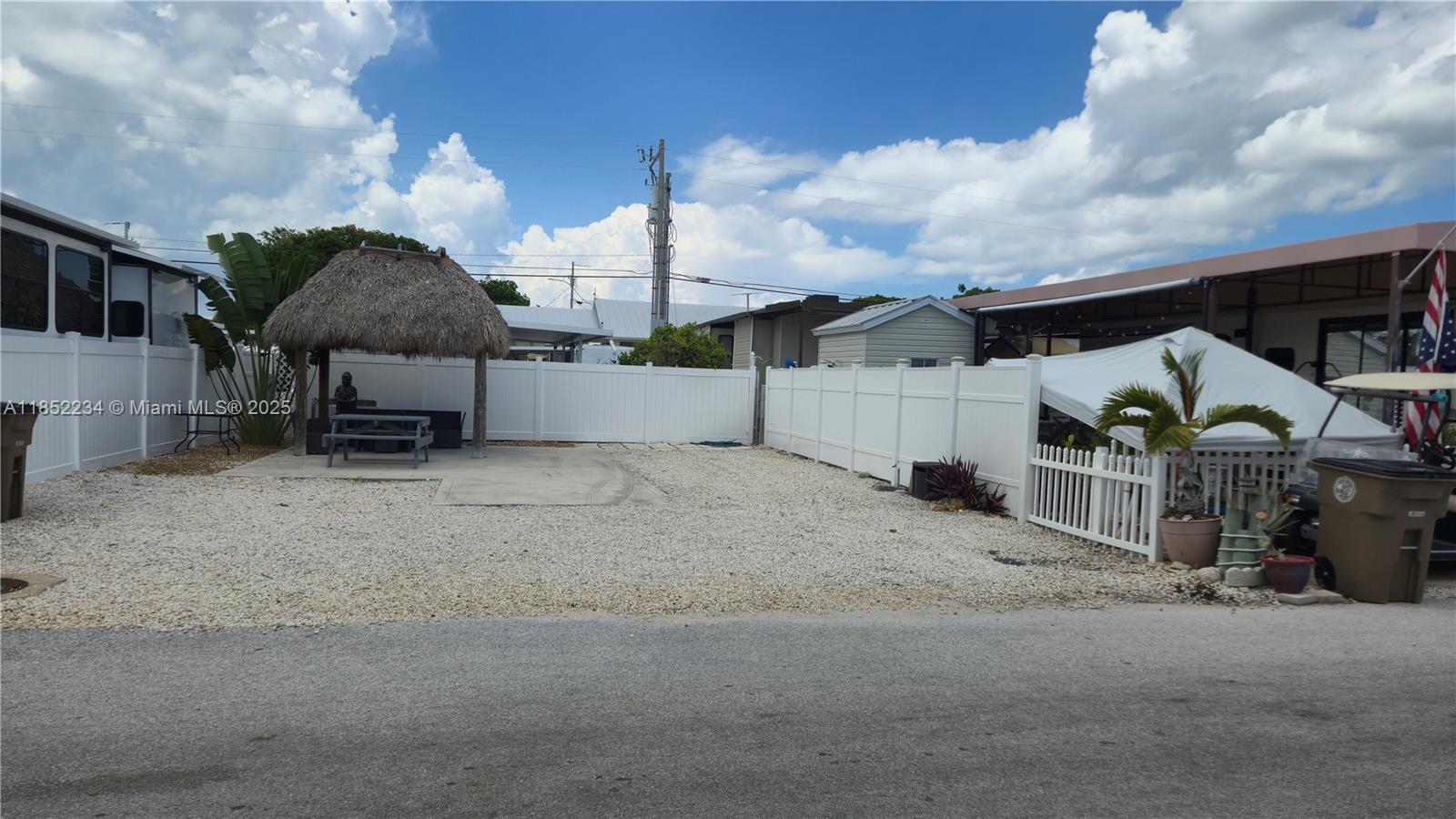325 Calusa St Lot 78th
