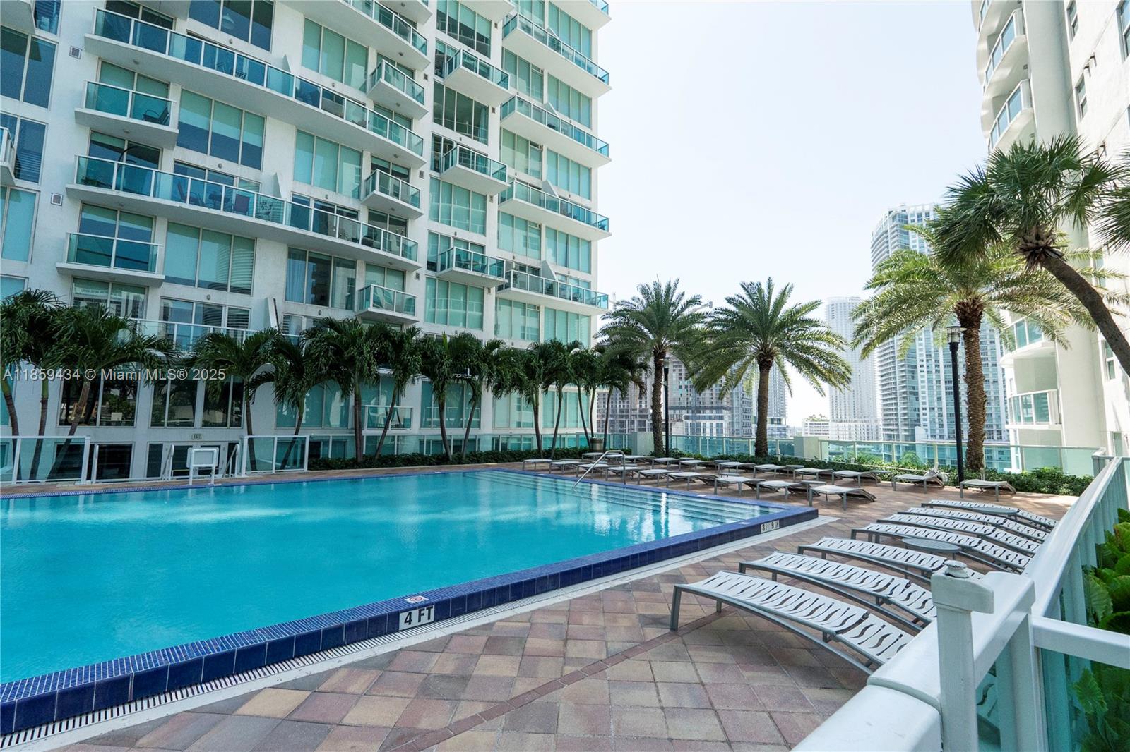 image Brickell On The River1