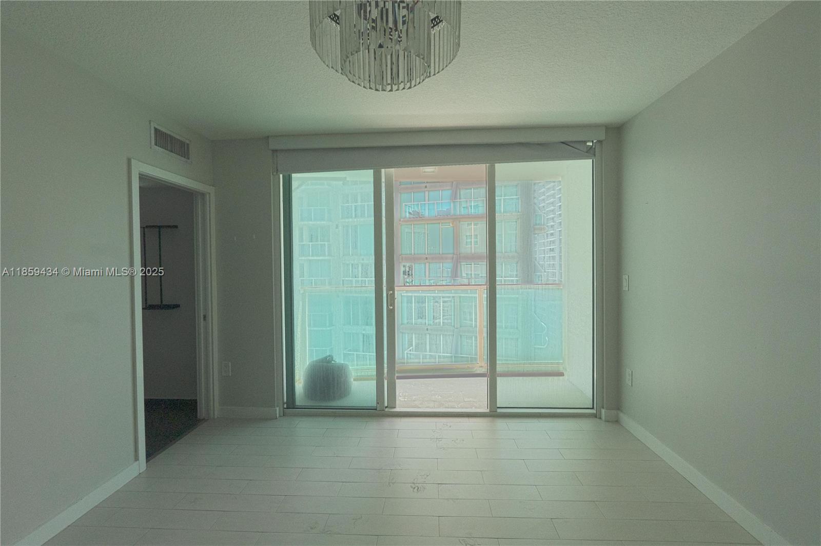image Brickell On The River20