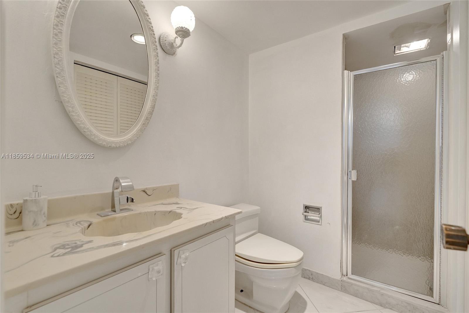 image Prince George Arms Condo24