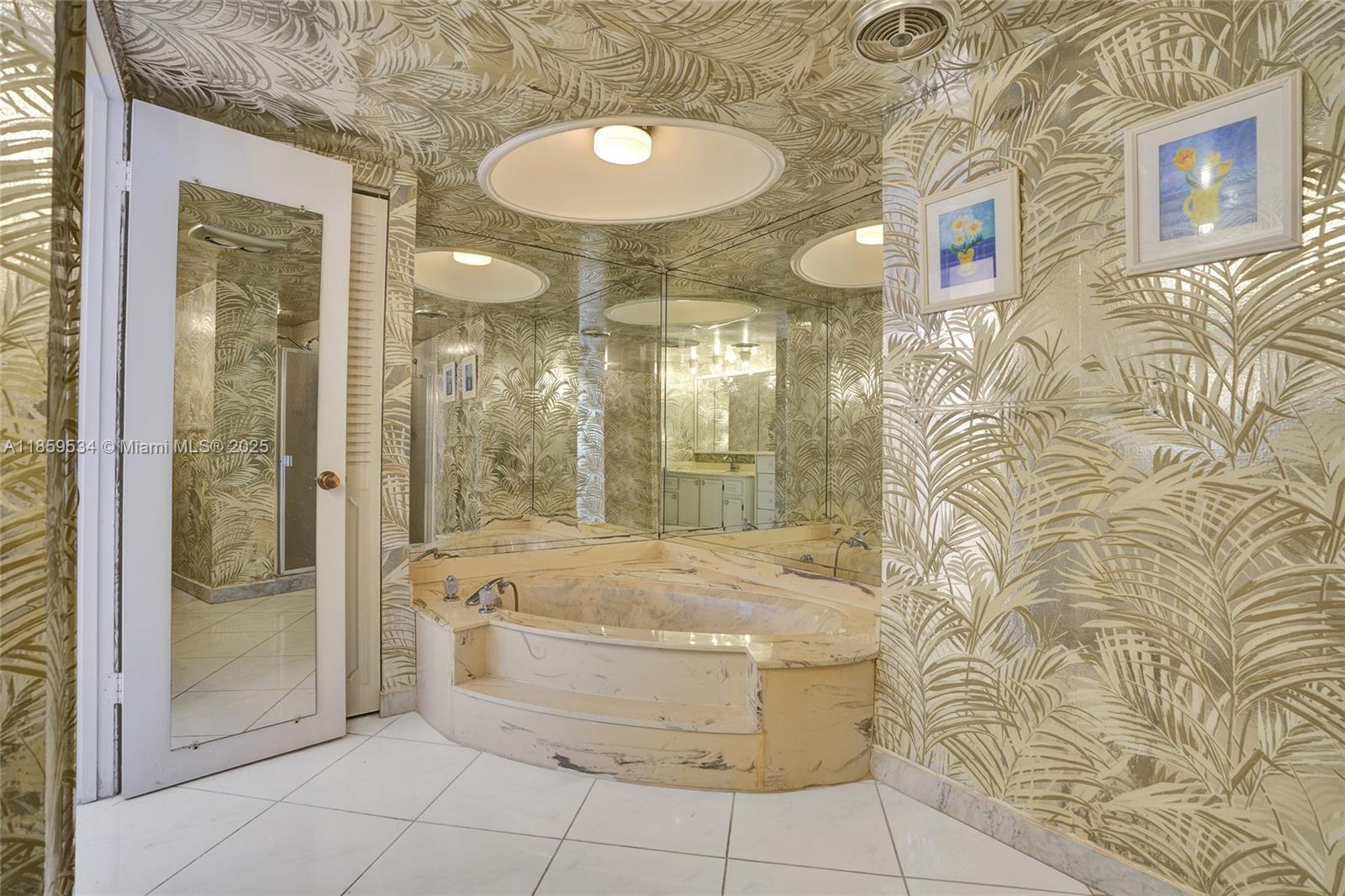 image Prince George Arms Condo27