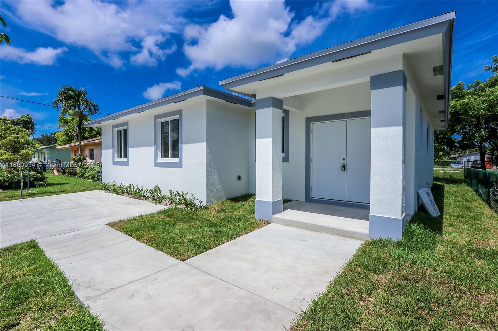 806 NW 5th Ave