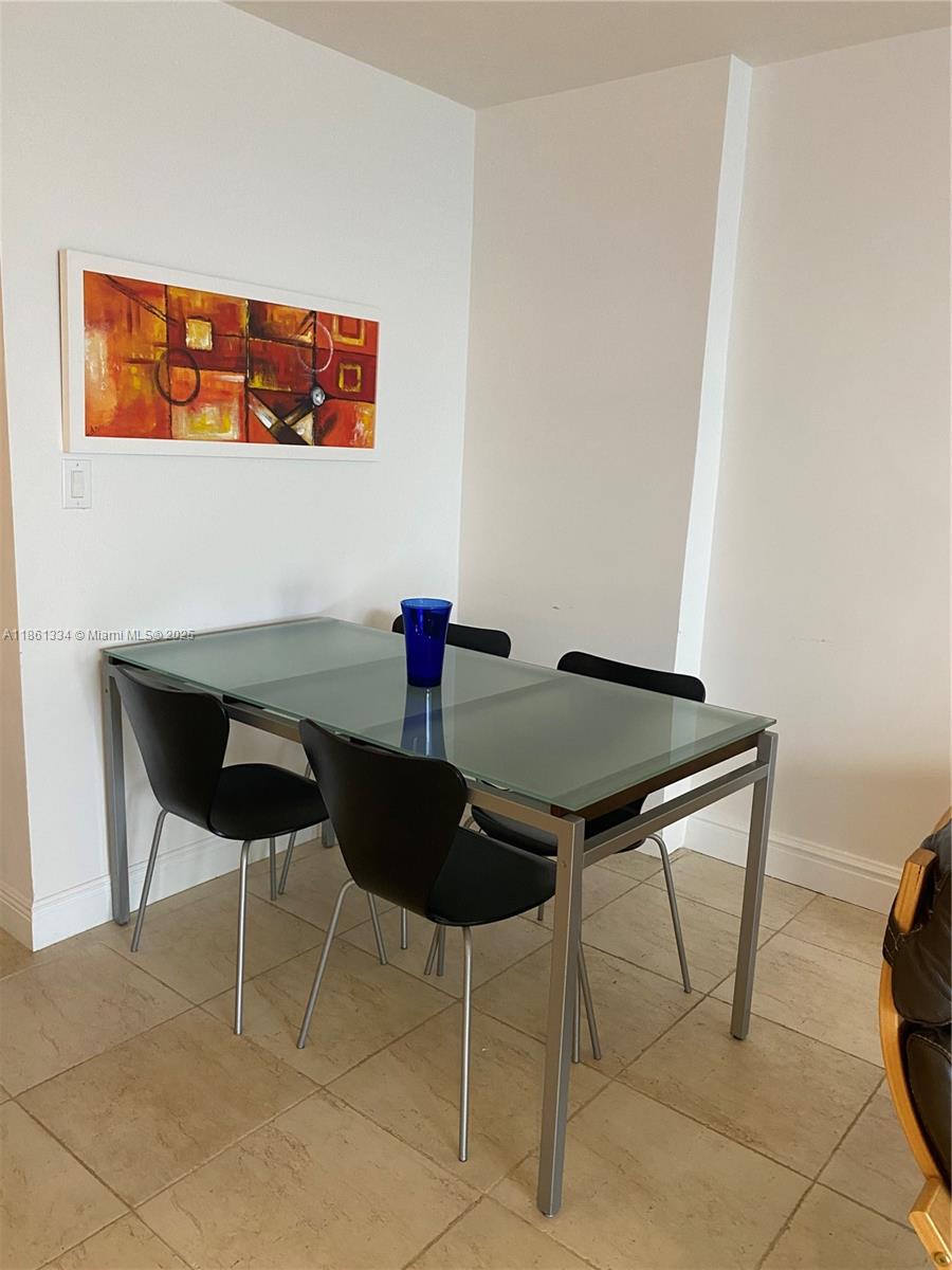 5401 Collins Ave #1509,Miami Beach, FL 33140