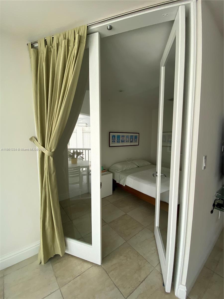 5401 Collins Ave #1509,Miami Beach, FL 33140