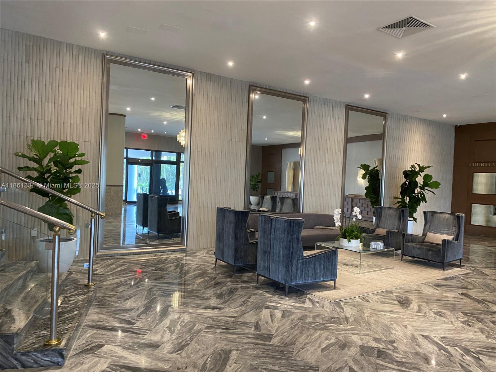 5401 Collins Ave #1509,Miami Beach, FL 33140