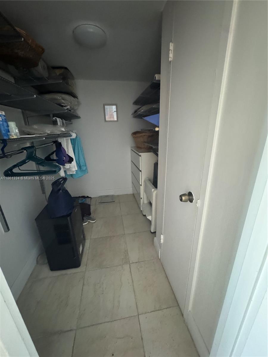 5401 Collins Ave #1509,Miami Beach, FL 33140