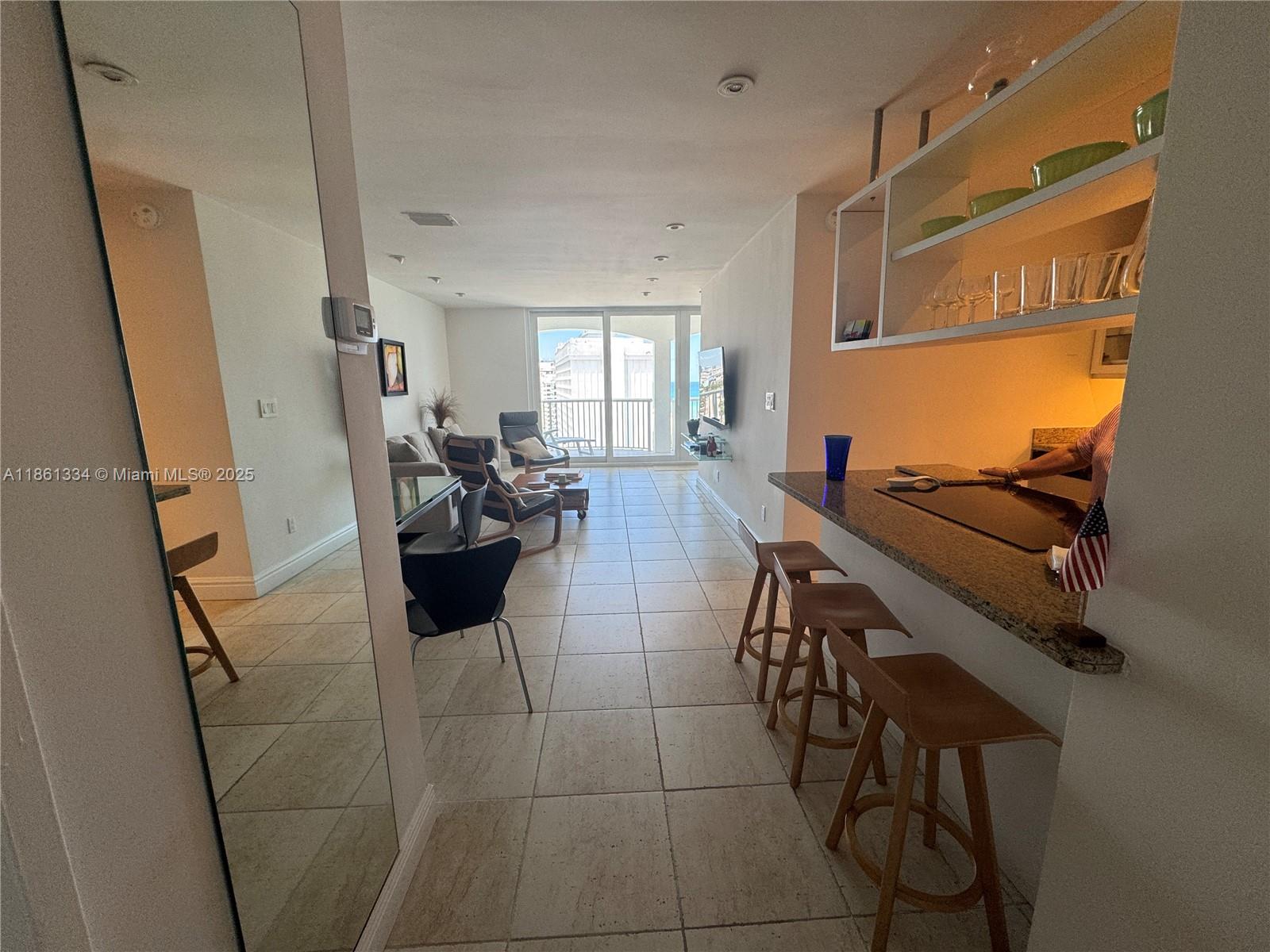 5401 Collins Ave #1509,Miami Beach, FL 33140