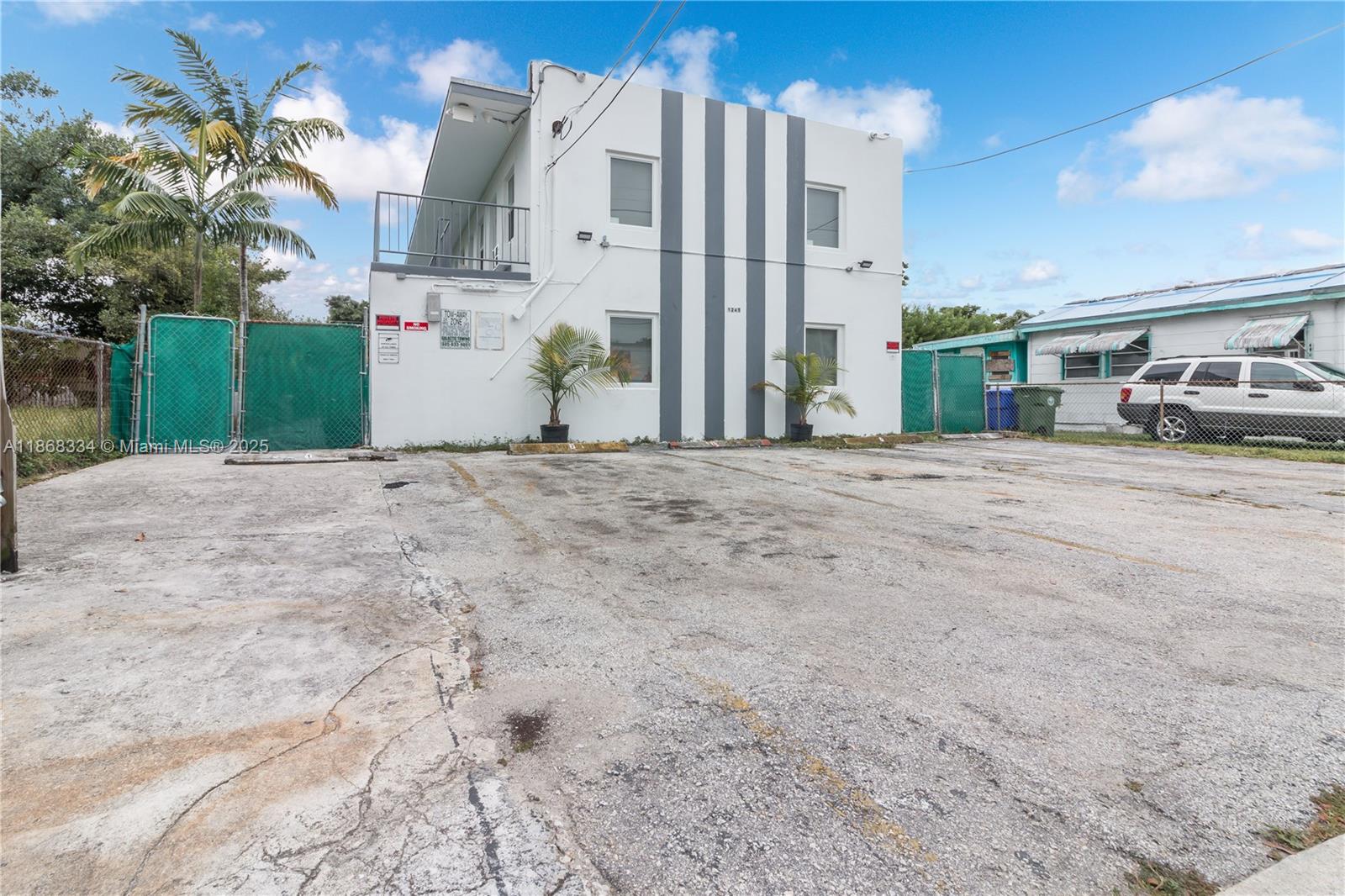 1245 NW 60th St