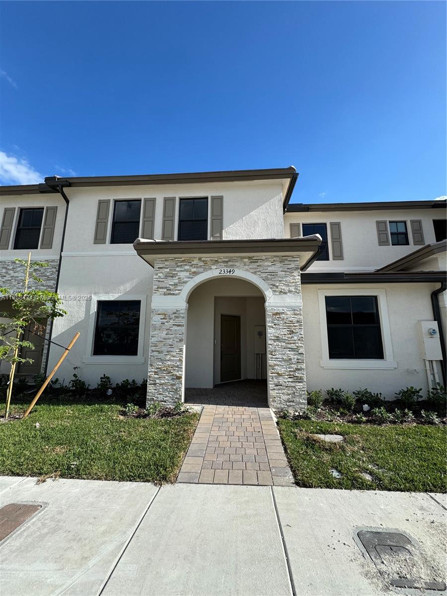 23349 SW 128th Ave #23349