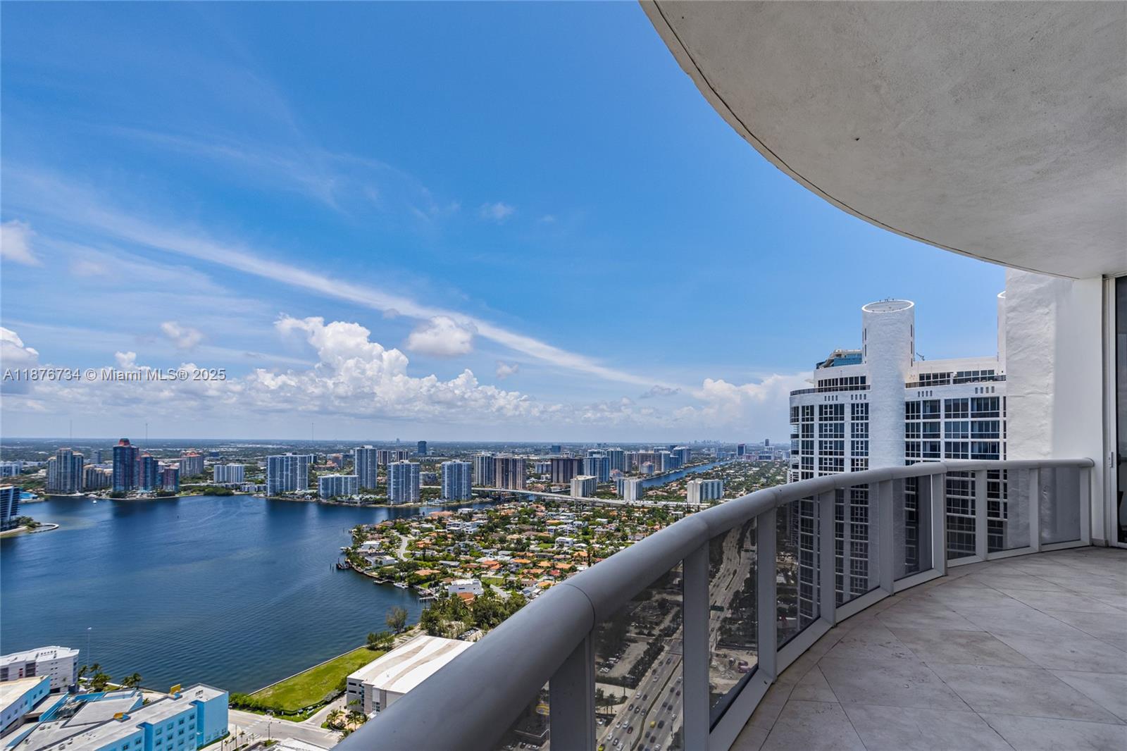 18101 Collins Ave #5401