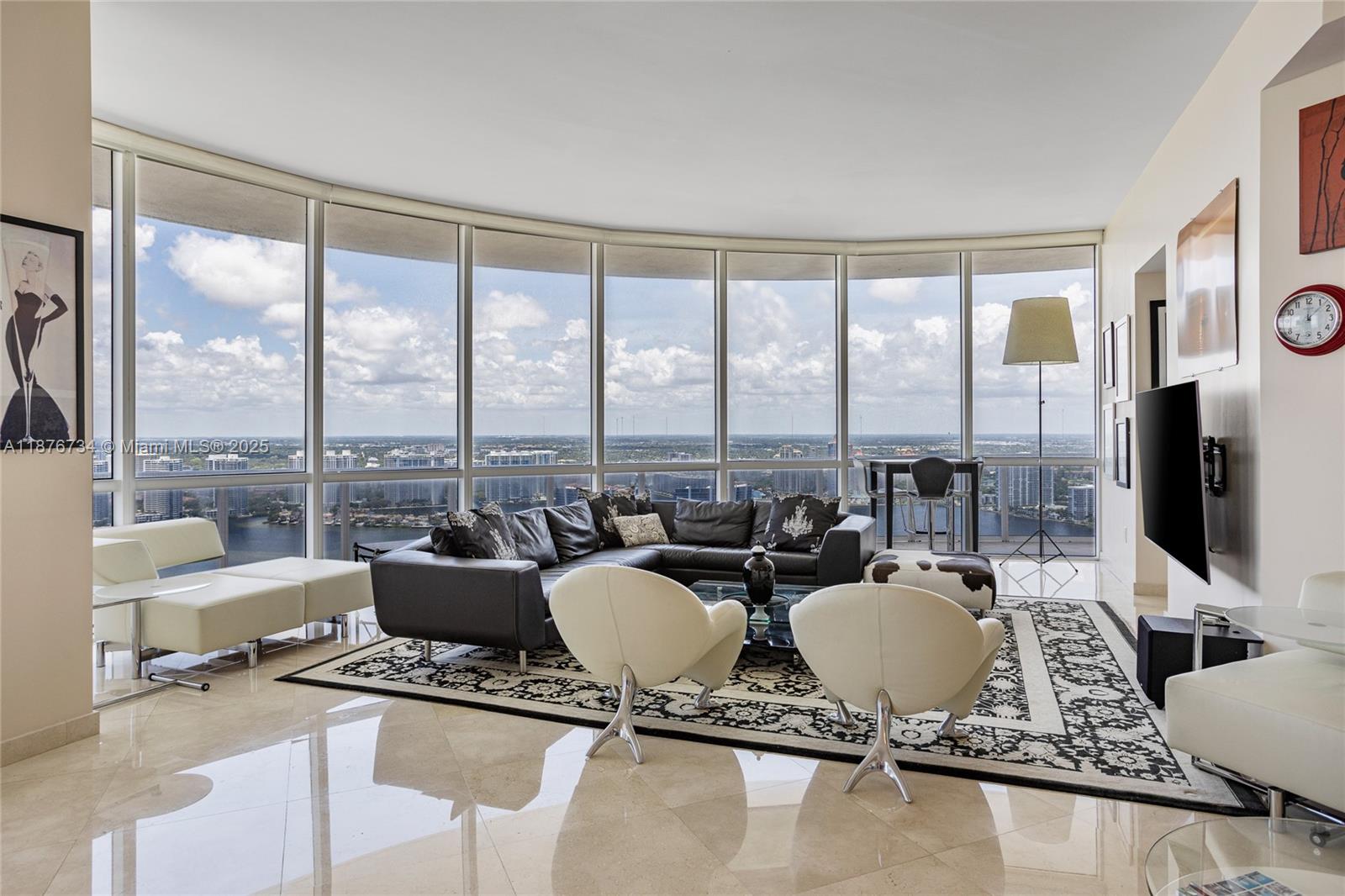 image Trump Palace Condo30