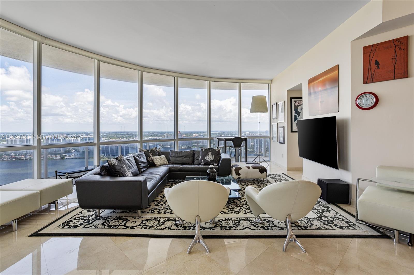 image Trump Palace Condo31