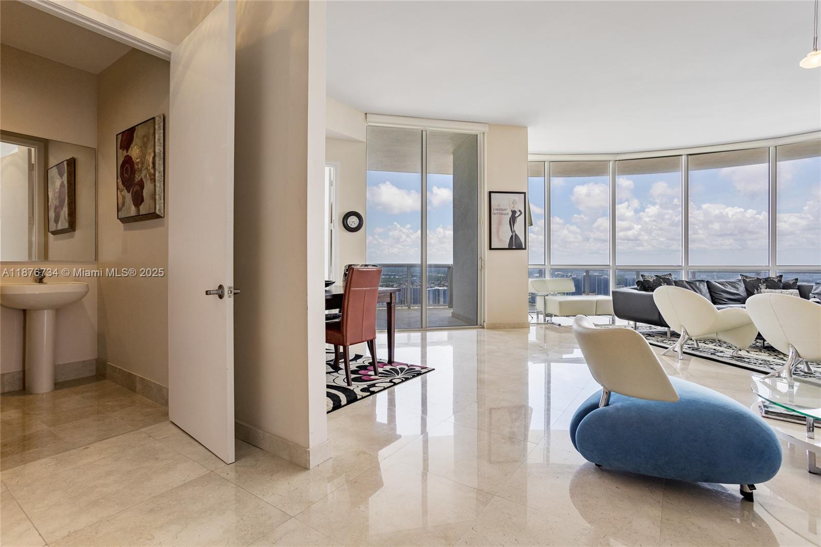 image Trump Palace Condo36