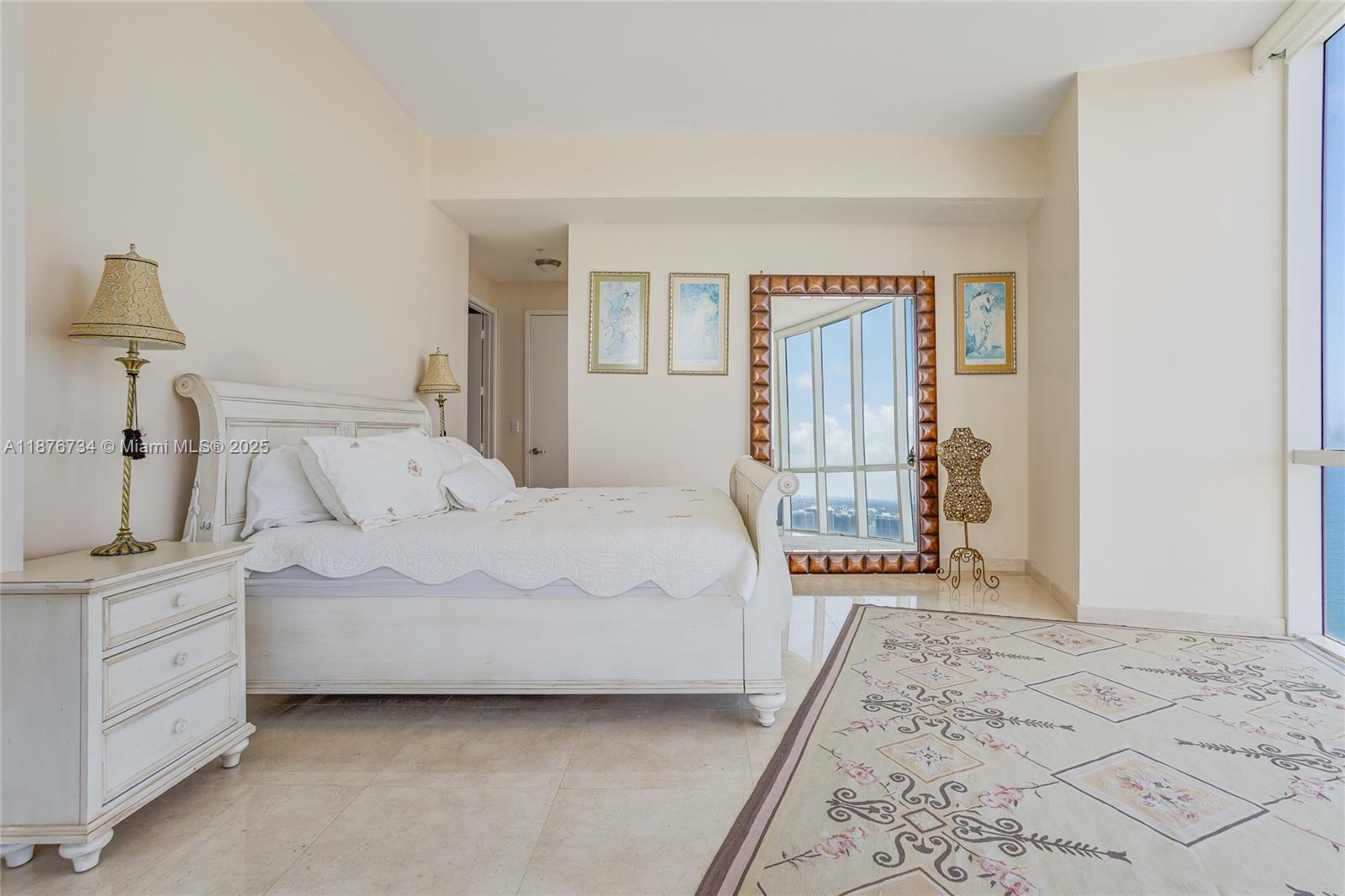 image Trump Palace Condo39