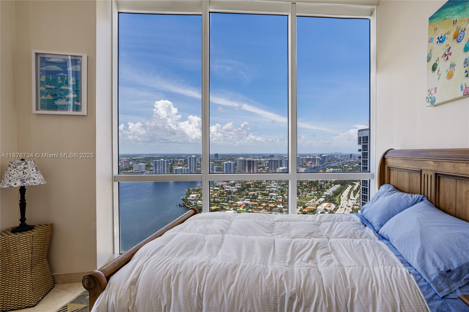 image Trump Palace Condo47