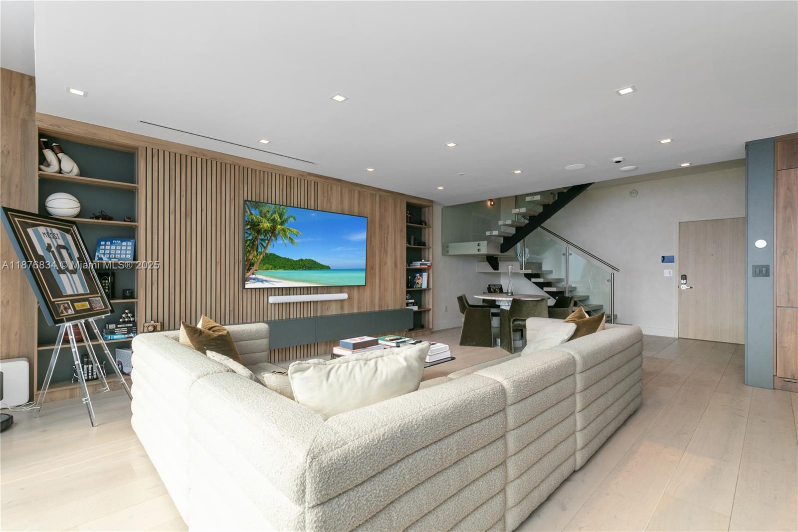 image The Ivy Condo9