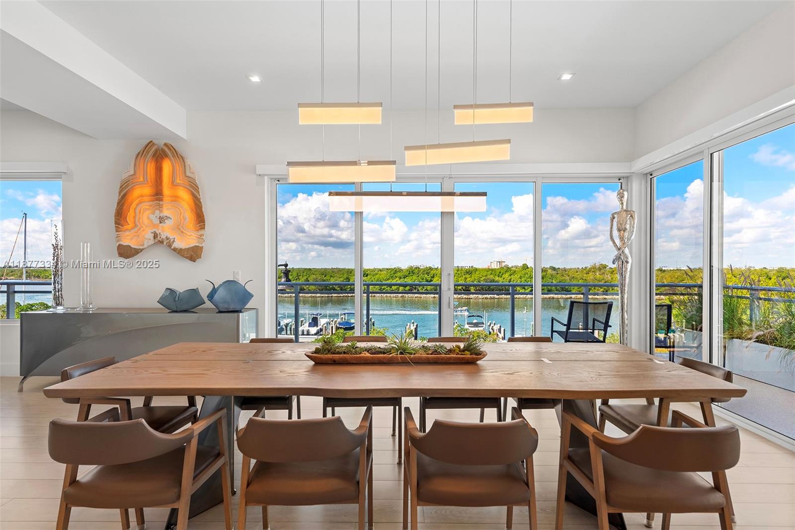 350 Desoto St Hollywood, FL 33019