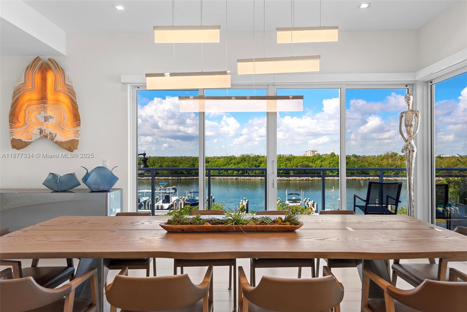 350 Desoto St Hollywood, FL 33019