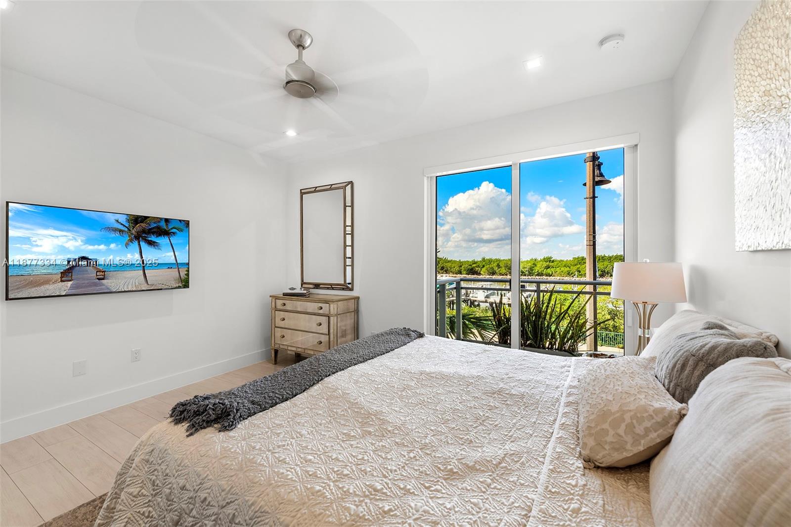 350 Desoto St Hollywood, FL 33019