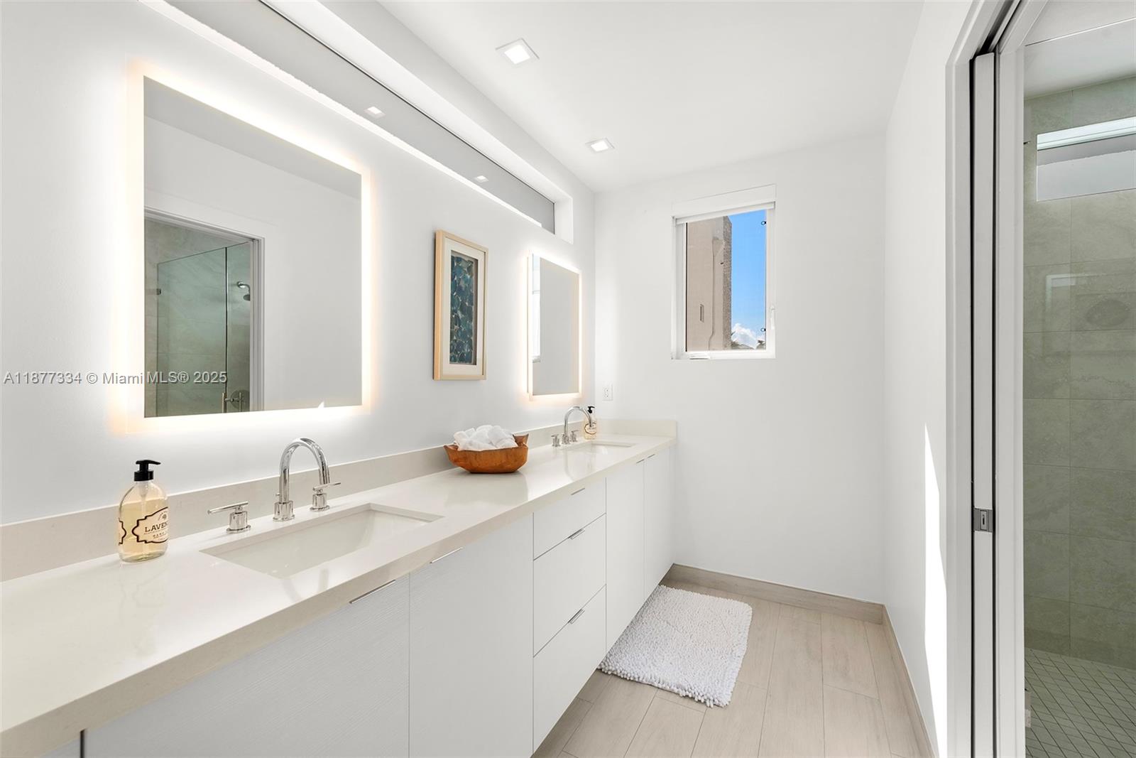 350 Desoto St Hollywood, FL 33019