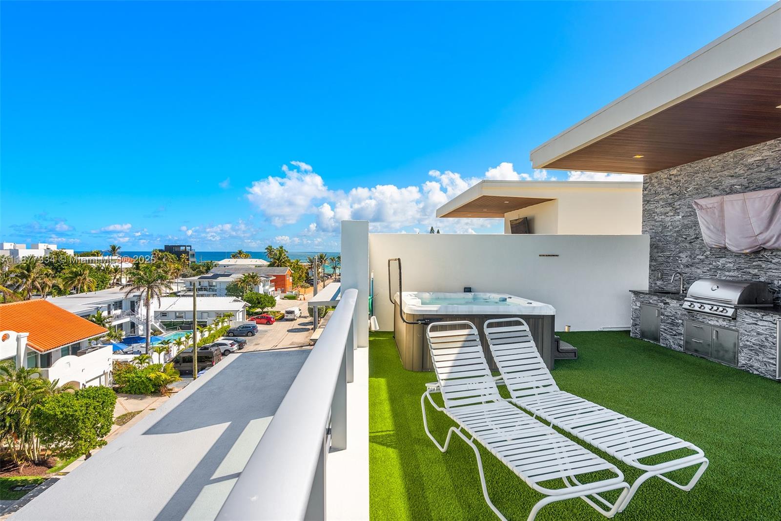 350 Desoto St Hollywood, FL 33019