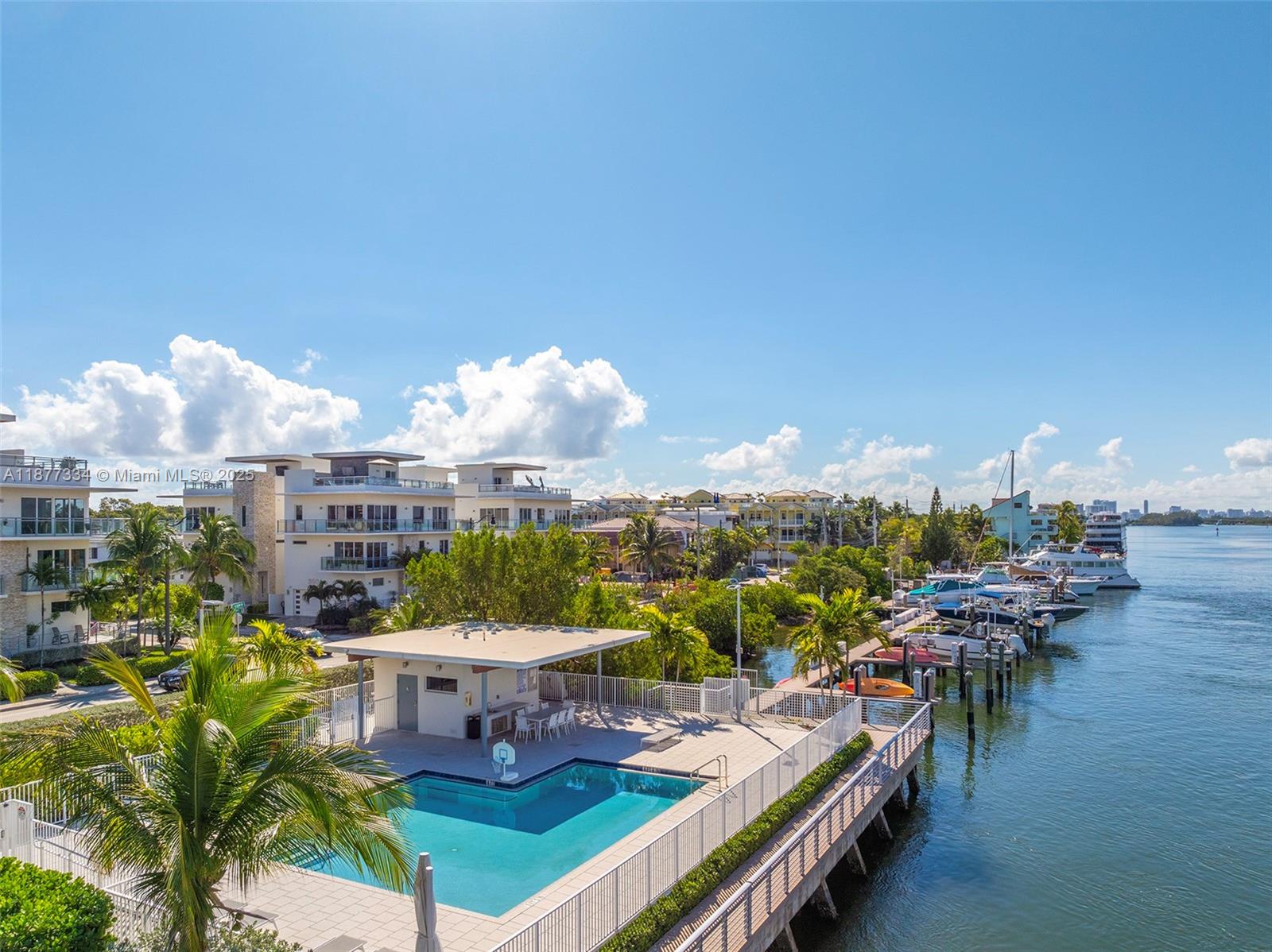 350 Desoto St Hollywood, FL 33019