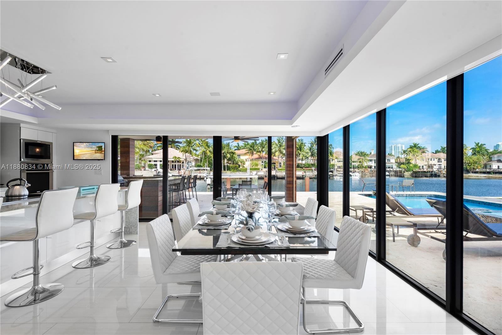 1025 Diplomat Pkwy Hollywood, FL 33019