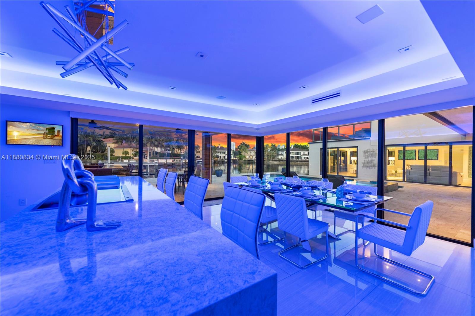 1025 Diplomat Pkwy Hollywood, FL 33019