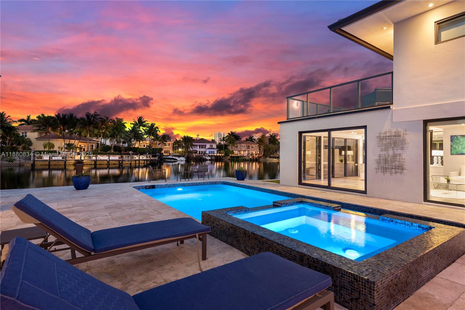 1025 Diplomat Pkwy Hollywood, FL 33019