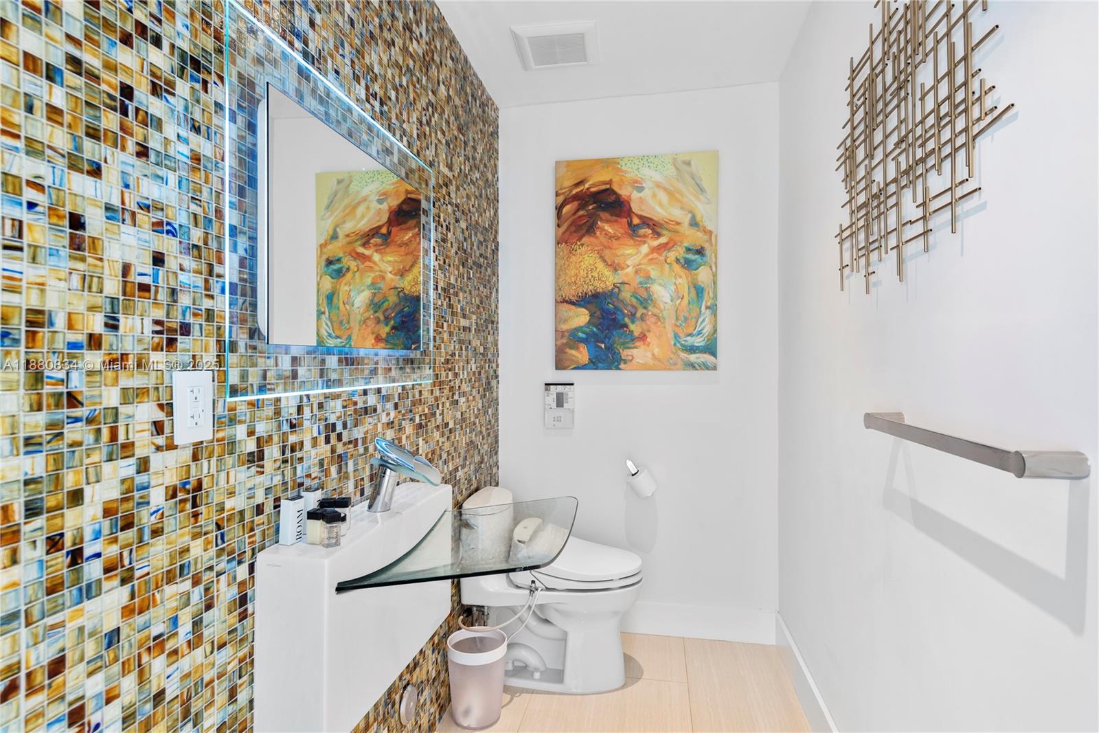 1025 Diplomat Pkwy Hollywood, FL 33019