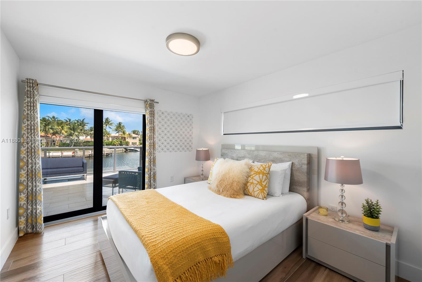 1025 Diplomat Pkwy Hollywood, FL 33019