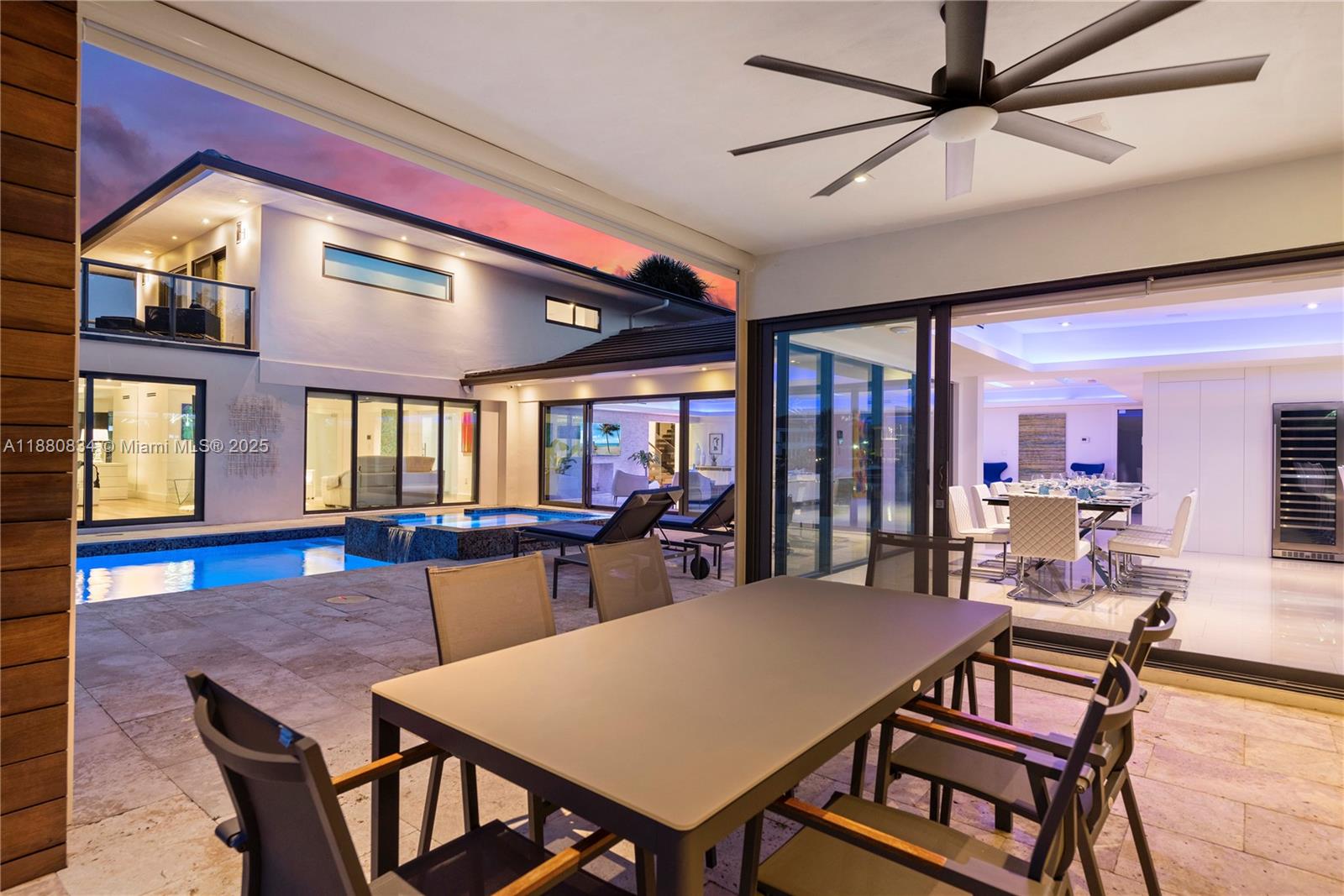 1025 Diplomat Pkwy Hollywood, FL 33019