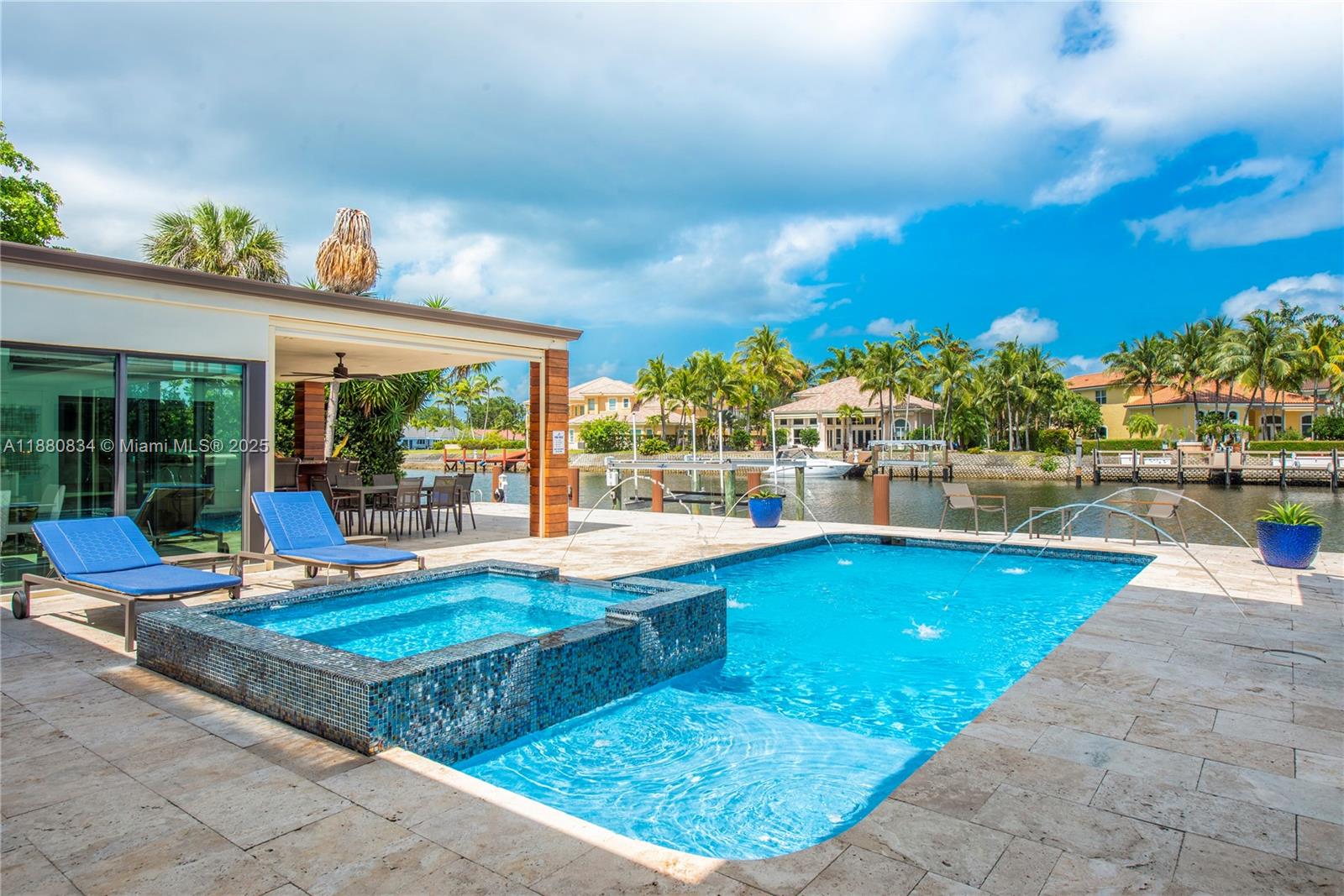 1025 Diplomat Pkwy Hollywood, FL 33019