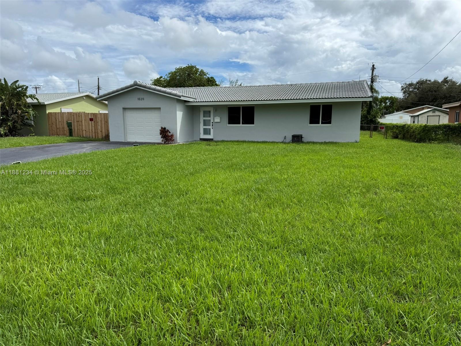 1020 NW 45th Ct