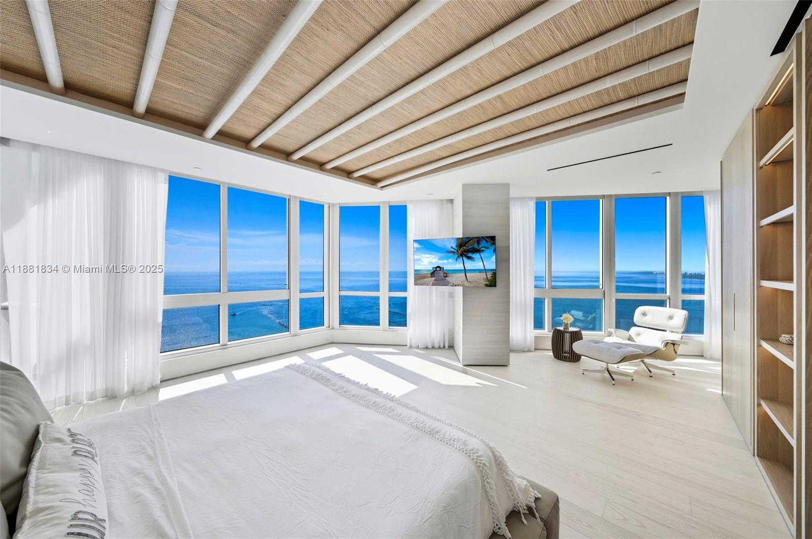 100 S Pointe Dr #3803 Miami Beach, FL 33139 100 S Pointe Dr #3803 Miami Beach, FL 33139