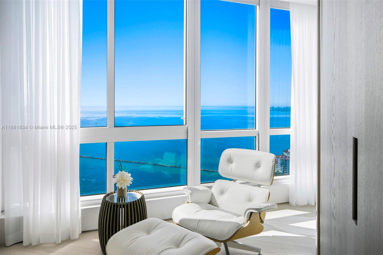 100 S Pointe Dr #3803 Miami Beach, FL 33139 100 S Pointe Dr #3803 Miami Beach, FL 33139