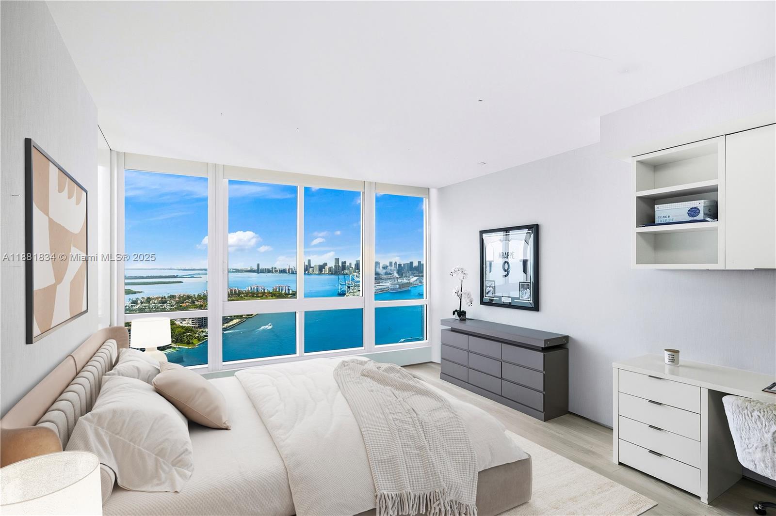 100 S Pointe Dr #3803 Miami Beach, FL 33139 100 S Pointe Dr #3803 Miami Beach, FL 33139