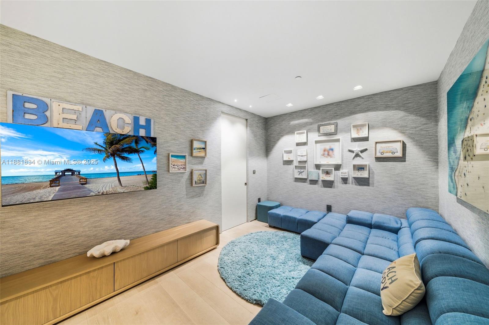 100 S Pointe Dr #3803 Miami Beach, FL 33139 100 S Pointe Dr #3803 Miami Beach, FL 33139