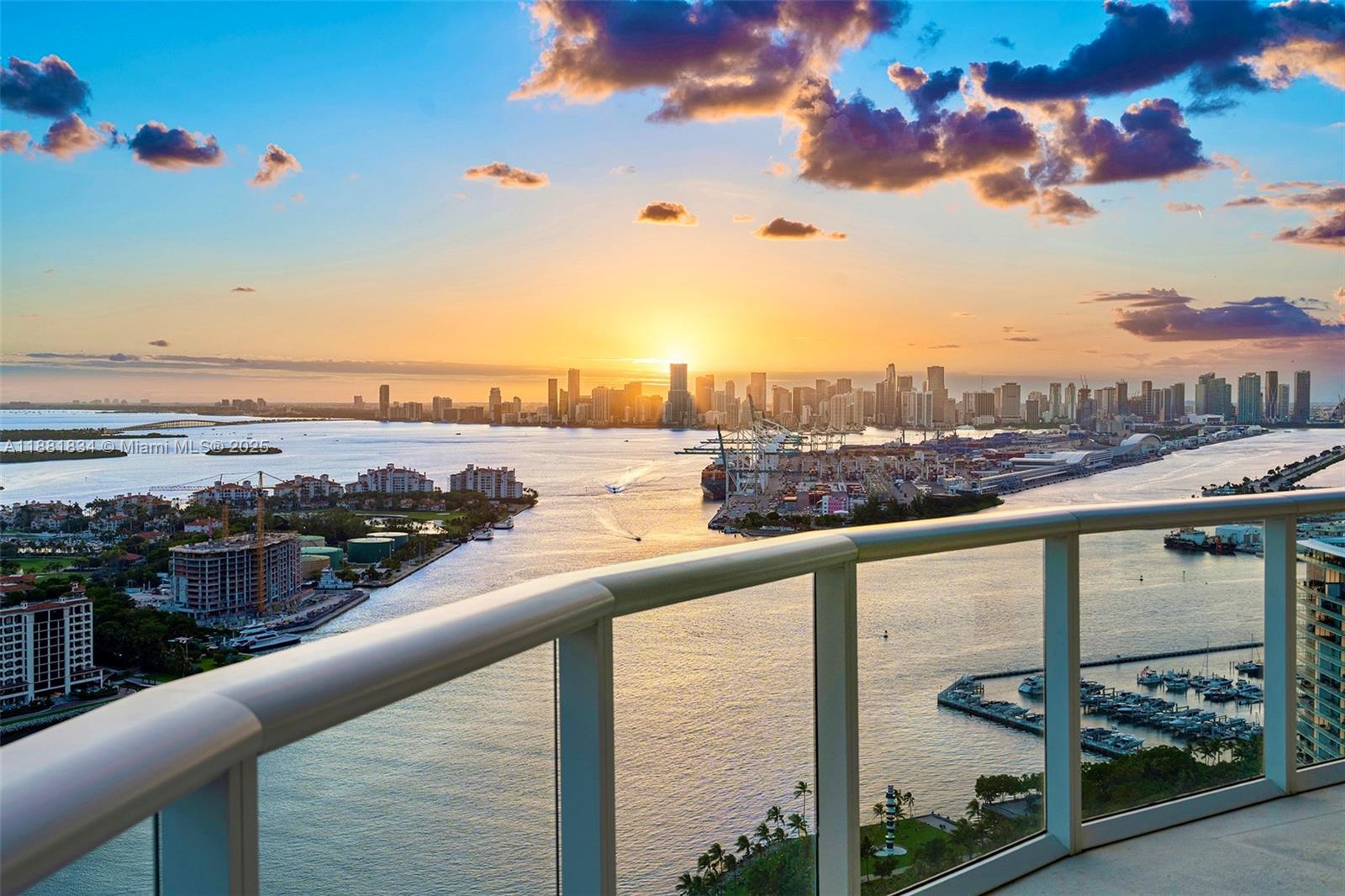 100 S Pointe Dr #3803 Miami Beach, FL 33139 100 S Pointe Dr #3803 Miami Beach, FL 33139