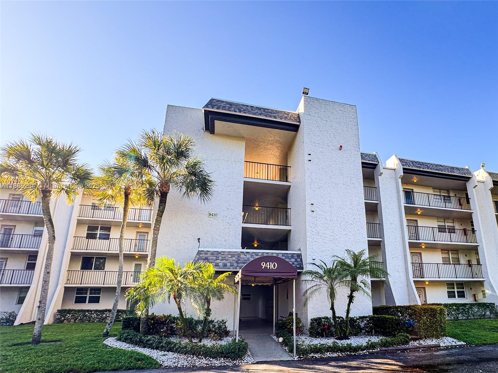 9410 Poinciana Pl #405