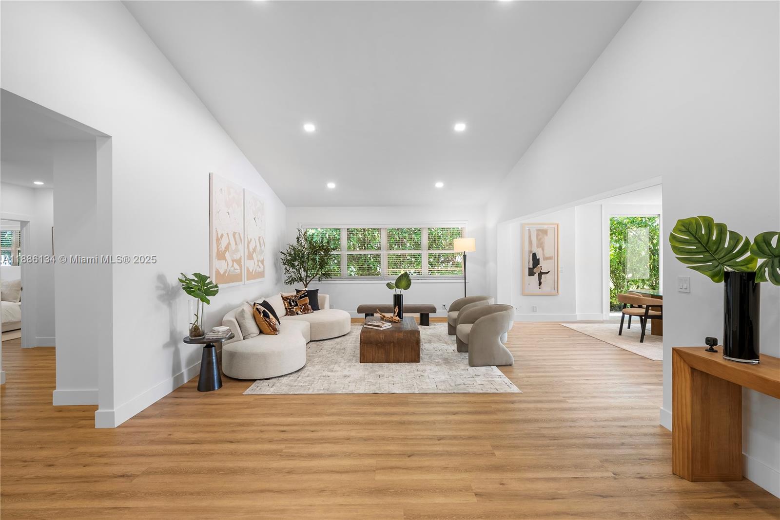 410 S Shore Dr Miami Beach, FL 33141 410 S Shore Dr Miami Beach, FL 33141
