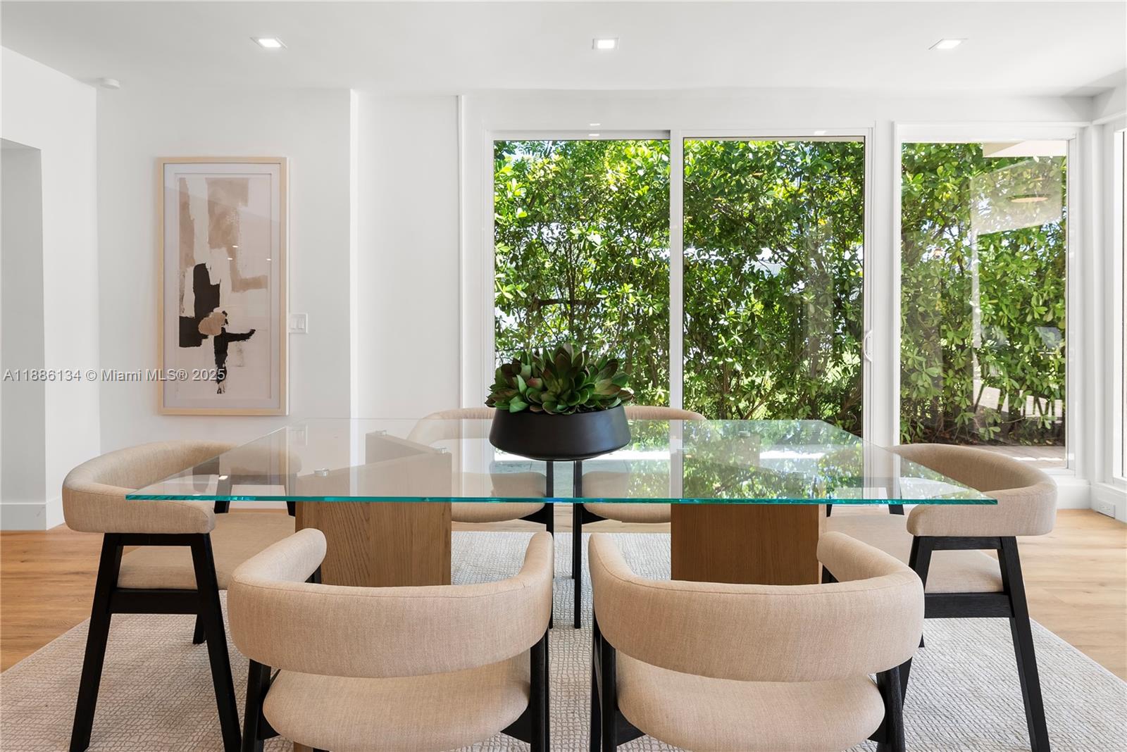410 S Shore Dr Miami Beach, FL 33141 410 S Shore Dr Miami Beach, FL 33141