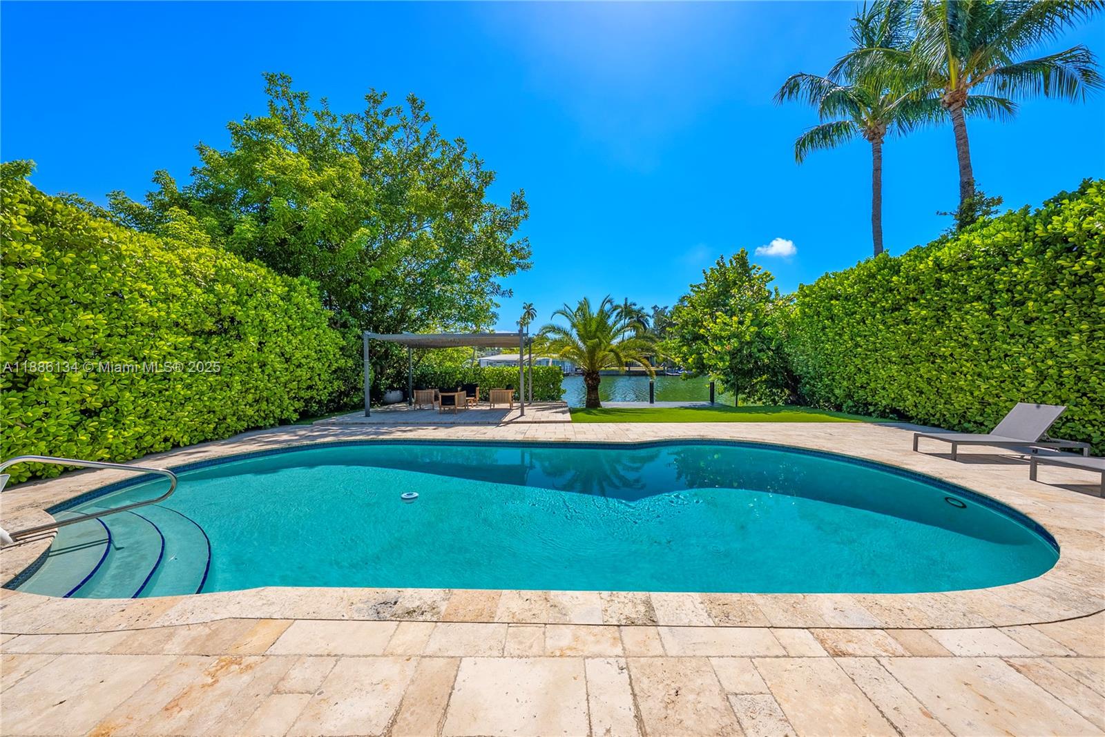 410 S Shore Dr Miami Beach, FL 33141 410 S Shore Dr Miami Beach, FL 33141